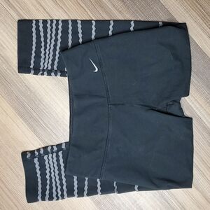 Nike leggings tighs capri burnout striped gray black womens mid rise size small